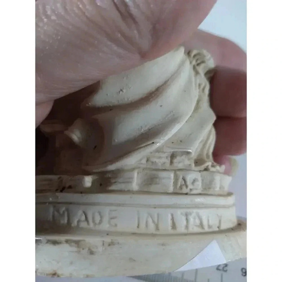 Marble Dust Pieta Jesus Mary Sculpture Italy 3x3 - Picture 8 of 9